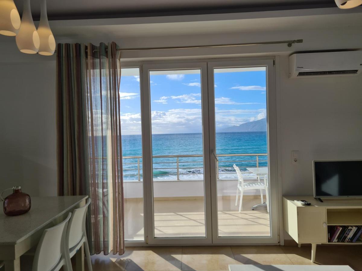 Bella Mare Luxury Apartments Kalamáki Kültér fotó