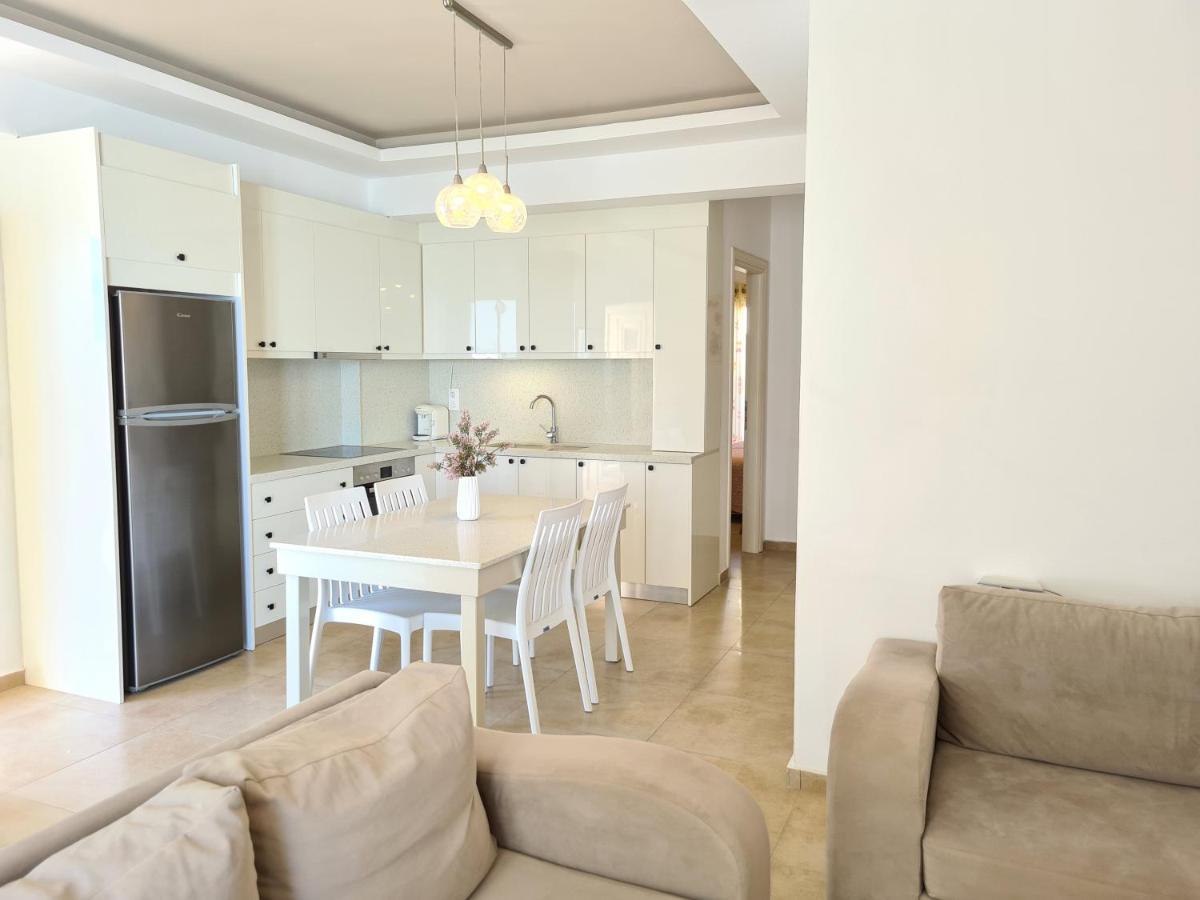 Bella Mare Luxury Apartments Kalamáki Kültér fotó