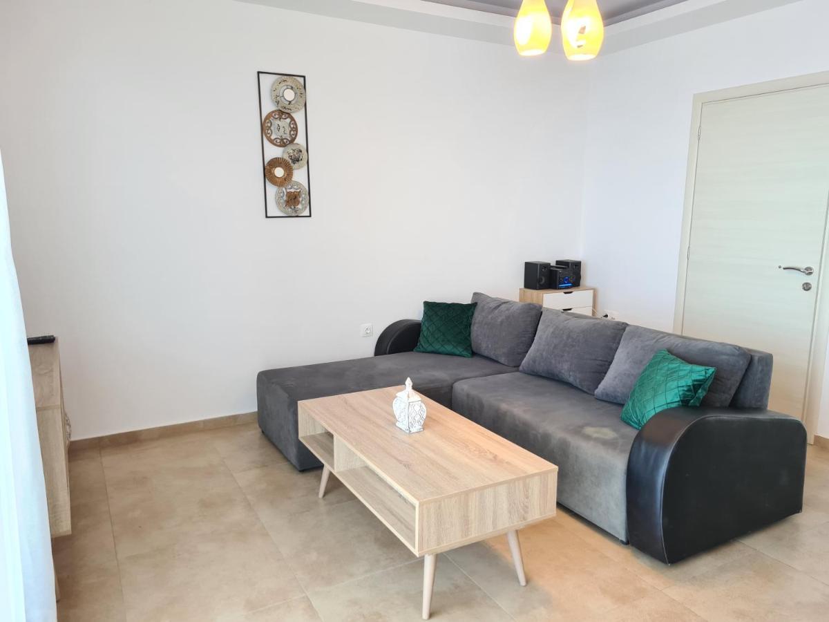 Bella Mare Luxury Apartments Kalamáki Kültér fotó