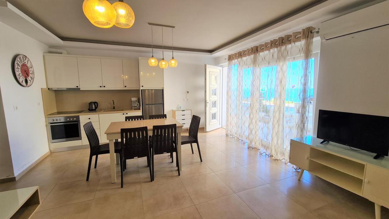 Bella Mare Luxury Apartments Kalamáki Kültér fotó