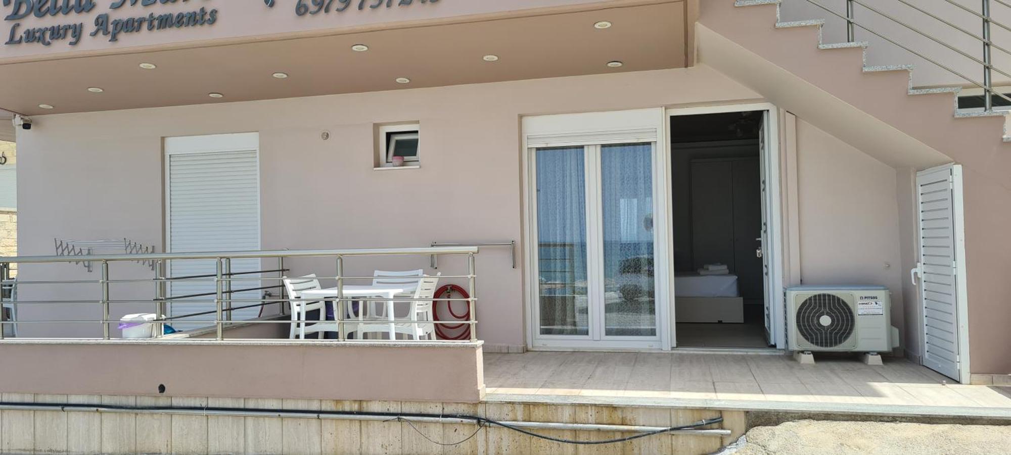Bella Mare Luxury Apartments Kalamáki Kültér fotó