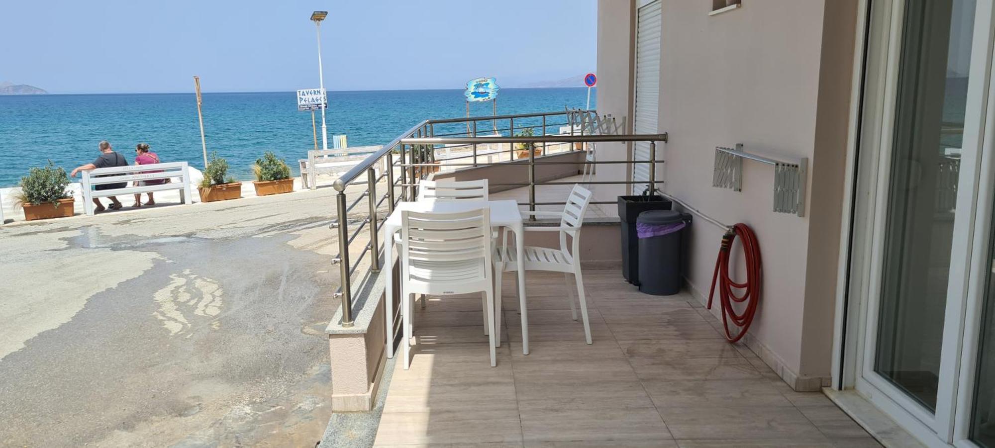 Bella Mare Luxury Apartments Kalamáki Kültér fotó