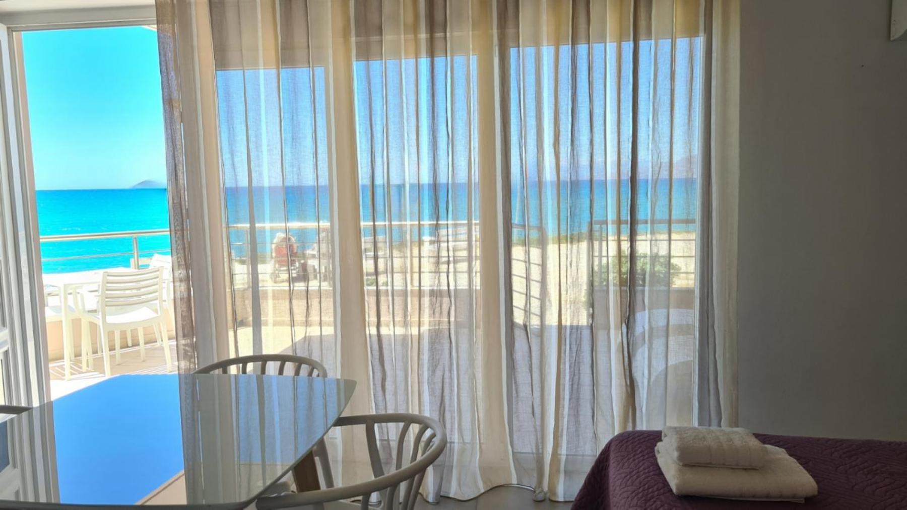 Bella Mare Luxury Apartments Kalamáki Kültér fotó