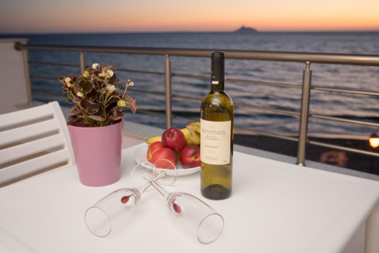 Bella Mare Luxury Apartments Kalamáki Kültér fotó
